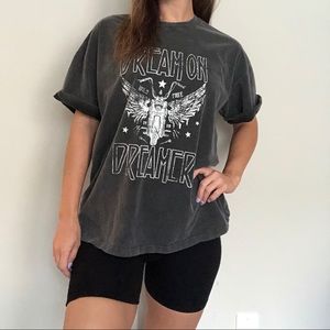 Dream On oversized graphic tee